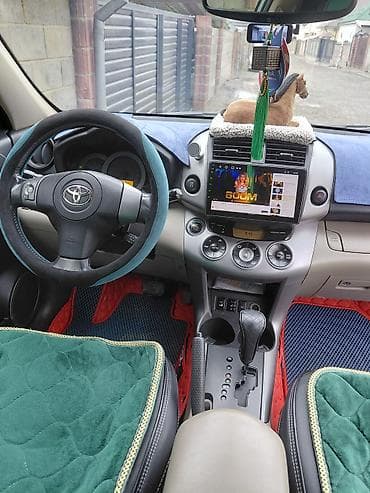 Toyota RAV4: 2007 г., 2 л, Автомат, Бензин, Кроссовер at lalafo.kg Toyota RAV4: 2007 г., 2 л, Автомат, Бензин, Кроссовер