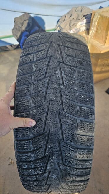 Шины 265 / 40 / R 16, Зима, Б/у, 1 шт, Внедорожные (АТ/МТ), Корея, Hankook at lalafo.kg Шины 265 / 40 / R 16, Зима, Б/у, 1 шт, Внедорожные (АТ/МТ), Корея, Hankook