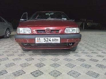 Volkswagen Passat: 1990 г., 1.8 л, Ручные, Бензин, Седан at lalafo.kg Volkswagen Passat: 1990 г., 1.8 л, Ручные, Бензин, Седан