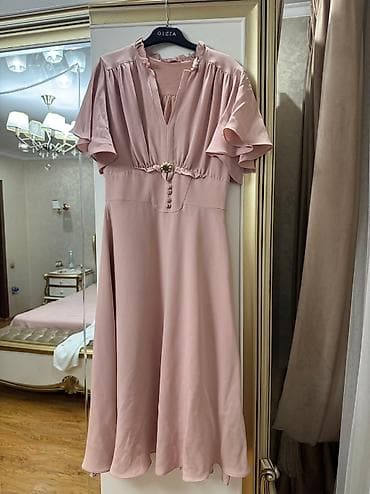 Вечернее платье, А-силуэт, Длинная модель, Без рукавов, Камни, S at lalafo.kg Вечернее платье, А-силуэт, Длинная модель, Без рукавов, Камни, S