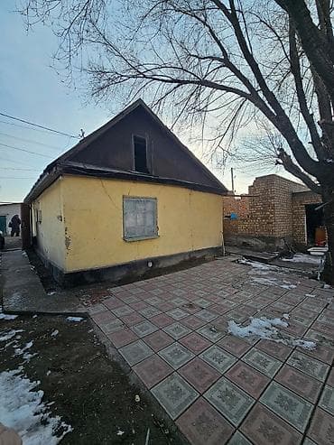 Продаётся участок с 2мя домами, 1 недостооенный Кож.завод Цена at lalafo.kg — 1 Продаётся участок с 2мя домами, 1 недостооенный Кож.завод Цена — 1