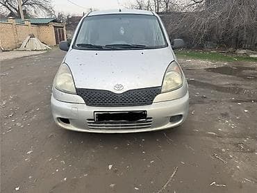 Toyota Yaris Verso: 2002 г., 1.3 л, Механика, Бензин, Минивэн at lalafo.kg Toyota Yaris Verso: 2002 г., 1.3 л, Механика, Бензин, Минивэн