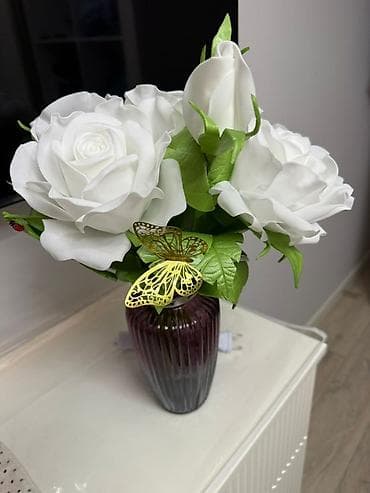 Tesla: Декоративные композиции из искусственных цветов в горшках/вазах lalafo.kg да — 1 Tesla: Декоративные композиции из искусственных цветов в горшках/вазах — 1