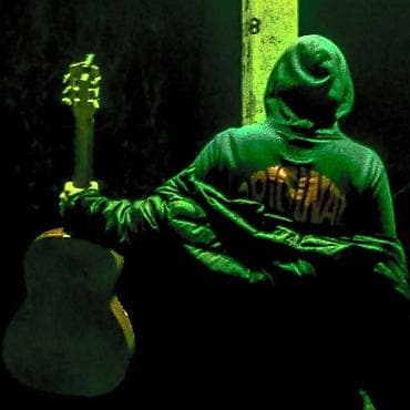 Преподаю уроки гитары, научу базовым строением гитары, разберём много at lalafo.kg Преподаю уроки гитары, научу базовым строением гитары, разберём много