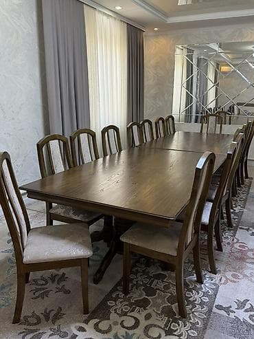 Стол и стул для зала, Самовывоз, цвет - Коричневый at lalafo.kg Стол и стул для зала, Самовывоз, цвет - Коричневый