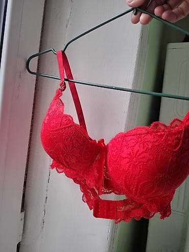 Кружевной бюстгальтер push-up, ярко‑красный. - Чашки формованные с at lalafo.kg Кружевной бюстгальтер push-up, ярко‑красный. - Чашки формованные с