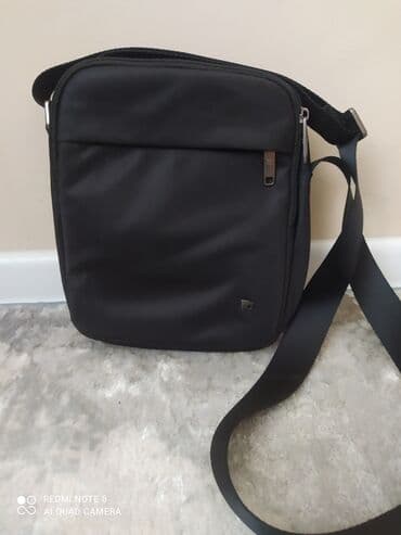 Барсетка, Материал: Тканевый материал, Разделенные отделения, Регулируемый ремень, Застежка на молнии, Новый at lalafo.kg Барсетка, Материал: Тканевый материал, Разделенные отделения, Регулируемый ремень, Застежка на молнии, Новый