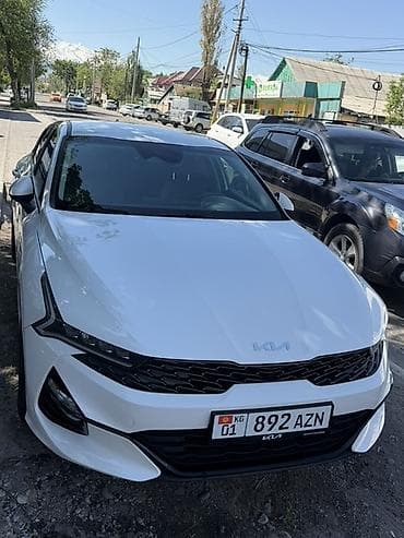 Kia K5 (Optima) — современный седан бизнес-класса в белом цвете lalafo.kg да Kia K5 (Optima) — современный седан бизнес-класса в белом цвете
