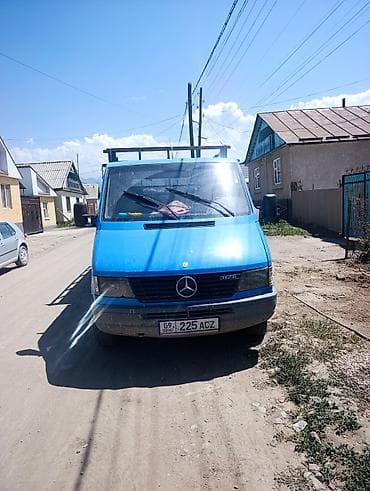 Грузовик, Mercedes-Benz, Дубль, 3 т, Б/у at lalafo.kg Грузовик, Mercedes-Benz, Дубль, 3 т, Б/у