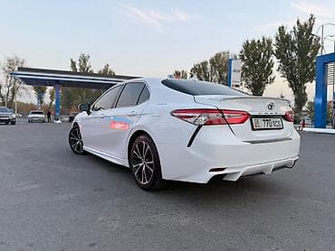 Toyota Camry: 2019 г., Автомат, Бензин, Седан at lalafo.kg Toyota Camry: 2019 г., Автомат, Бензин, Седан