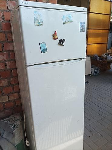 Холодильник Indesit, На запчасти, Двухкамерный, No frost at lalafo.kg Холодильник Indesit, На запчасти, Двухкамерный, No frost