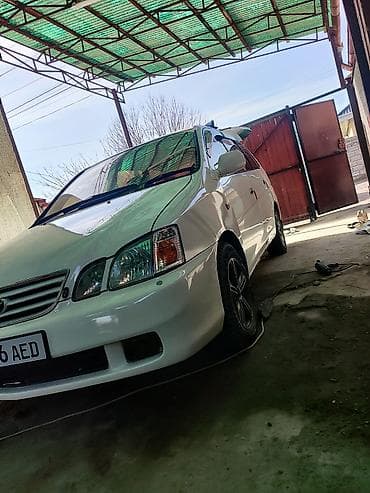 Toyota Gaia: 2000 г., 2 л, Автомат, Бензин, Минивэн at lalafo.kg Toyota Gaia: 2000 г., 2 л, Автомат, Бензин, Минивэн