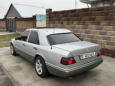 Oldsmobile: Mercedes-Benz W124: 1994 г., 2.2 л, Механика, Бензин, Седан at lalafo.kg — 4 Oldsmobile: Mercedes-Benz W124: 1994 г., 2.2 л, Механика, Бензин, Седан — 4