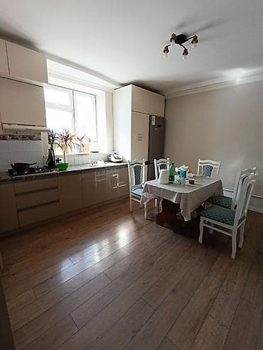 200 м², 8 комнат at lalafo.kg 200 м², 8 комнат