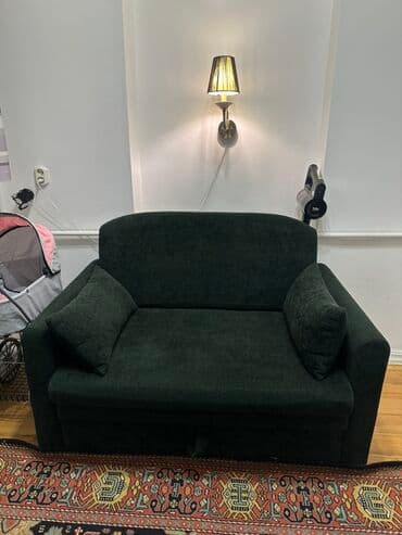 Прямой диван, Б/у, Двухместный at lalafo.kg Прямой диван, Б/у, Двухместный