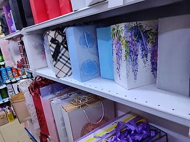 Подарочные пакеты и коробки для оформления подарков - Большой выбор at lalafo.kg Подарочные пакеты и коробки для оформления подарков - Большой выбор