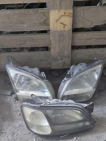 Комплект передних фар Subaru Б/у, Оригинал, Япония at lalafo.kg Комплект передних фар Subaru Б/у, Оригинал, Япония