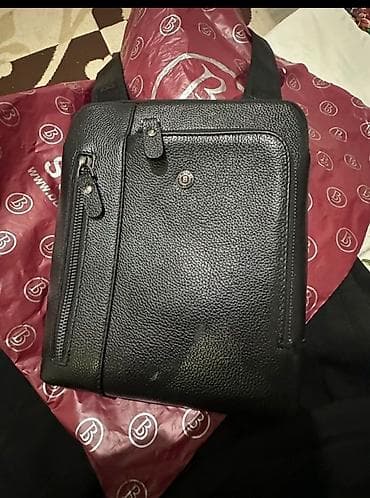 Барсетка, Материал: Искусственная кожа, Оригинал, Б/у at lalafo.kg Барсетка, Материал: Искусственная кожа, Оригинал, Б/у