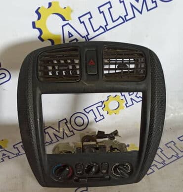 Центральная консоль Mazda at lalafo.kg Центральная консоль Mazda