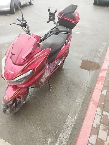 Тип скутера 180 куб. см, Бензин, Б/у at lalafo.kg Тип скутера 180 куб. см, Бензин, Б/у