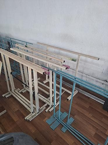 Стулья и Металлические стойки/козлы для распила и швеи стулья и козлы at lalafo.kg Стулья и Металлические стойки/козлы для распила и швеи стулья и козлы