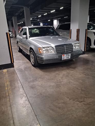 Mercedes-Benz W124: 1994 г., 2.2 л, Механика, Газ, Седан at lalafo.kg Mercedes-Benz W124: 1994 г., 2.2 л, Механика, Газ, Седан