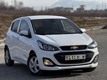 Chevrolet Spark: 2019 г., 1 л, Вариатор, Бензин, Хэтчбэк at lalafo.kg Chevrolet Spark: 2019 г., 1 л, Вариатор, Бензин, Хэтчбэк