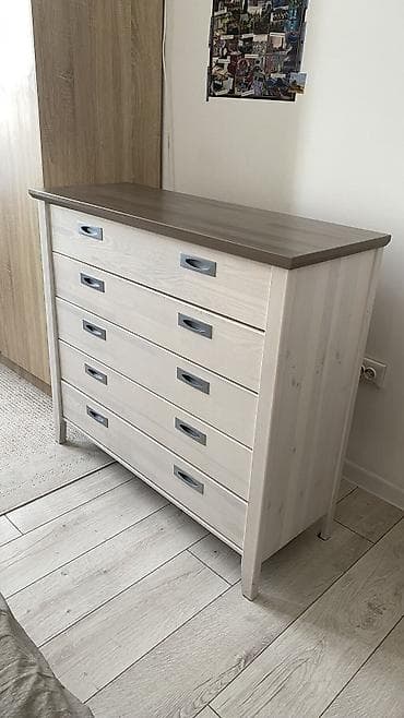 Комод Массив дерева Состояние хорошее Глубина 41см Высота 98 Ширина at lalafo.kg Комод Массив дерева Состояние хорошее Глубина 41см Высота 98 Ширина