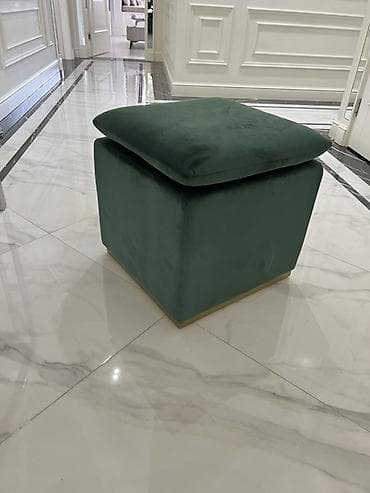 Пуф кубический со смягчённой верхней подушкой. - Цвет: глубокий at lalafo.kg Пуф кубический со смягчённой верхней подушкой. - Цвет: глубокий