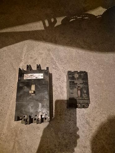 Рубильник(автомат) советский 2 шт
цена 1000сом за 2шт at lalafo.kg Рубильник(автомат) советский 2 шт
цена 1000сом за 2шт