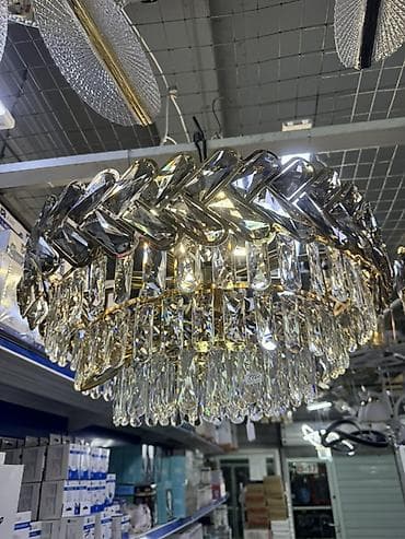 Кристальная потолочная люстра с декоративным плетёным ободом - Тип lalafo.kg да Кристальная потолочная люстра с декоративным плетёным ободом - Тип