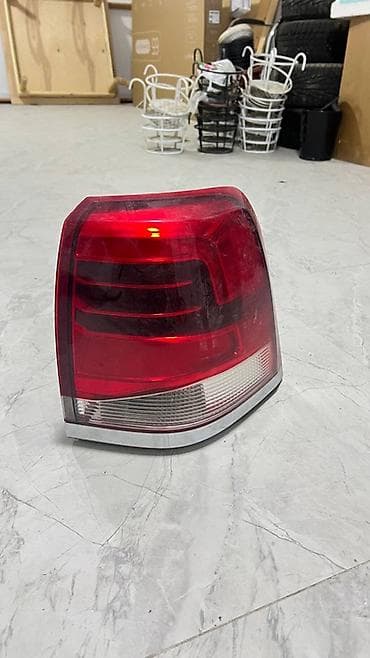 Задний левый стоп-сигнал Toyota 2014 г., Б/у, Оригинал at lalafo.kg — 3 Задний левый стоп-сигнал Toyota 2014 г., Б/у, Оригинал — 3