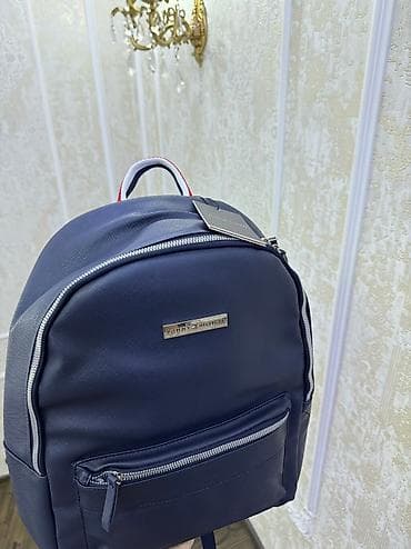 Классическая сумка, Tommy Hilfiger, Турция, Унисекс, Новый at lalafo.kg Классическая сумка, Tommy Hilfiger, Турция, Унисекс, Новый