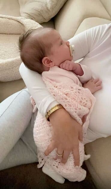 Добрая и заботливая няня для вашего малыша👩🏼🍼🌸 Здравствуйте! меня at lalafo.kg Добрая и заботливая няня для вашего малыша👩🏼🍼🌸 Здравствуйте! меня