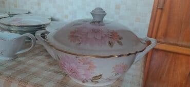 Столовый сервиз, СССР. Отличное состояние
обмена нет at lalafo.kg Столовый сервиз, СССР. Отличное состояние
обмена нет