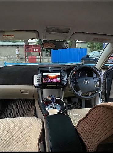 Toyota Mark X: 2004 г., 2.5 л, Автомат, Бензин, Седан at lalafo.kg Toyota Mark X: 2004 г., 2.5 л, Автомат, Бензин, Седан