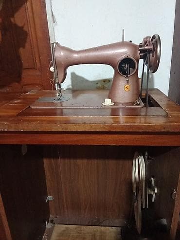 Швейная машинка в шкафу-трансформере. Описание: - Стационарная at lalafo.kg — 3 Швейная машинка в шкафу-трансформере. Описание: - Стационарная — 3