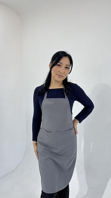 Фартук унисекс с нагрудником и большим передним карманом - Модель at lalafo.kg Фартук унисекс с нагрудником и большим передним карманом - Модель