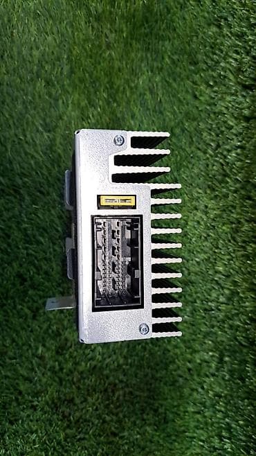 Усилитель звука BMW E70 E71 9133913 В отличном состоянии, очень at lalafo.kg Усилитель звука BMW E70 E71 9133913 В отличном состоянии, очень