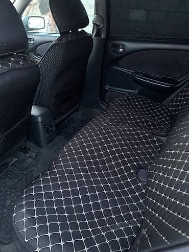 Toyota Avensis: 2003 г., 1.8 л, Механика, Бензин, Универсал at lalafo.kg — 5 Toyota Avensis: 2003 г., 1.8 л, Механика, Бензин, Универсал — 5