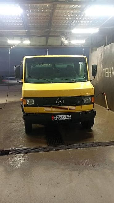 Грузовик, Mercedes-Benz, Стандарт, Б/у at lalafo.kg Грузовик, Mercedes-Benz, Стандарт, Б/у
