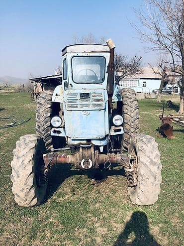 Тракторы Dongfanghong: Год. 1988 Марка. Т.40 Цвет. Голубой Трактор на хаду Обмен жолдору at lalafo.kg — 2 Тракторы Dongfanghong: Год. 1988 Марка. Т.40 Цвет. Голубой Трактор на хаду Обмен жолдору — 2