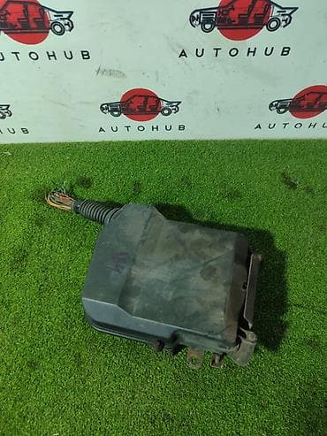 Блок предохранителей Mitsubishi 2003 г., Оригинал at lalafo.kg Блок предохранителей Mitsubishi 2003 г., Оригинал