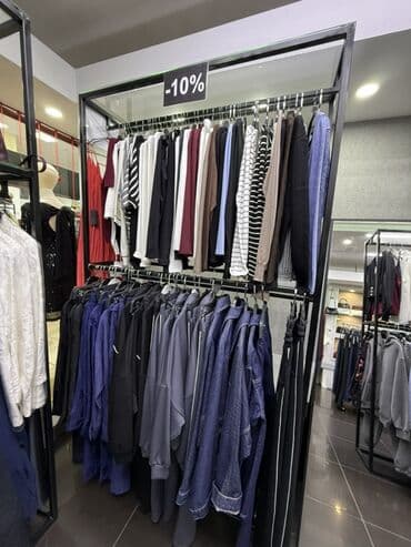 Сдаю Часть бутика, 20 м², Дордой Плаза, С ремонтом, Действующий, С оборудованием at lalafo.kg Сдаю Часть бутика, 20 м², Дордой Плаза, С ремонтом, Действующий, С оборудованием
