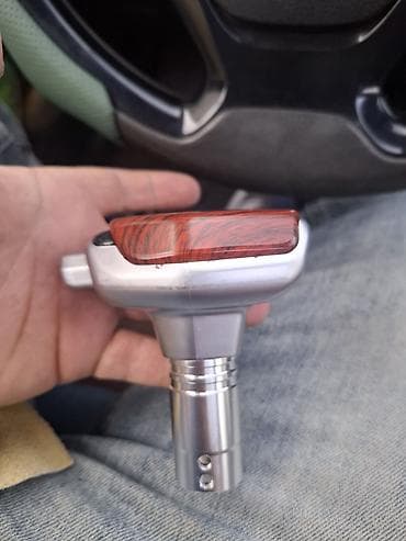 Ручка селектора АКПП для автомобилей Kia. - Тип: рукоятка at lalafo.kg Ручка селектора АКПП для автомобилей Kia. - Тип: рукоятка