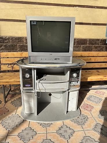 Отдам за 1000с самовывозом, все работает. Набора ретро-техники at lalafo.kg Отдам за 1000с самовывозом, все работает. Набора ретро-техники