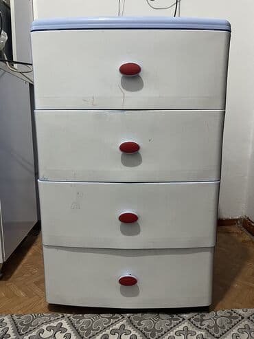 Продаю комод пластиковый! длина41 ширина 54 высота 88 Полки целые at lalafo.kg Продаю комод пластиковый! длина41 ширина 54 высота 88 Полки целые