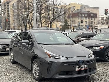GAC: Toyota Prius: 2020 г., 1.8 л, Автомат, Гибрид, Хэтчбэк at lalafo.kg — 3 GAC: Toyota Prius: 2020 г., 1.8 л, Автомат, Гибрид, Хэтчбэк — 3