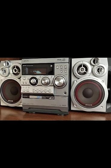 Мини-система AIWA (модель из серии NSX-r5l, серебристая) с двумя at lalafo.kg Мини-система AIWA (модель из серии NSX-r5l, серебристая) с двумя