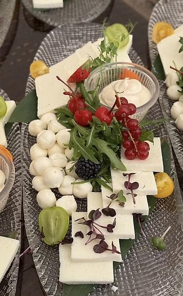 Орозо айы ооз ачуу Тушоо той Бешик той Юбилей Кыз узатуу Новоселье at lalafo.kg Орозо айы ооз ачуу Тушоо той Бешик той Юбилей Кыз узатуу Новоселье